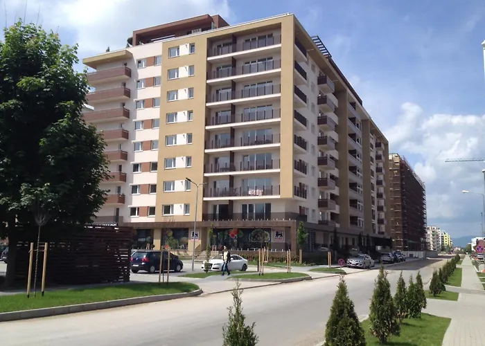 Marcel - Coresi Mall
